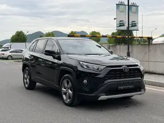 Toyota RAV4 2020 2.0L CVT Mode à deux roues motrices Plus Version extérieur photo 3 Toyota RAV4 2020 2.0L CVT Mode à deux roues motrices Plus Version extérieur photo 3