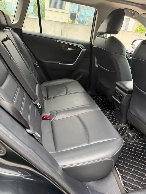 Toyota RAV4 2020 2.0L CVT Mode à deux roues motrices Plus Version intérieur photo 10 Toyota RAV4 2020 2.0L CVT Mode à deux roues motrices Plus Version intérieur photo 10