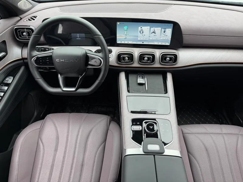 Chery Tiggo 9 2025 2.0T AT Two-Wheel Drive Premium Edition interior photo 12 Chery Tiggo 9 2025 2.0T AT Two-Wheel Drive Premium Edition interior photo 12
