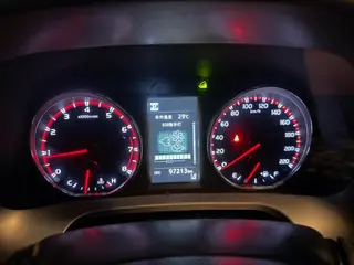 Toyota RAV4 2018 2.5L Automatic four-wheel drive elite i version interior photo 17 Toyota RAV4 2018 2.5L Automatic four-wheel drive elite i version interior photo 17