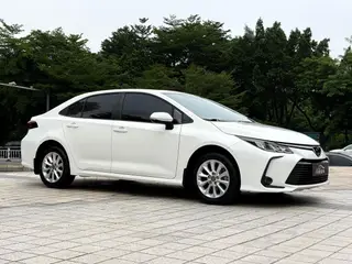 Toyota Corolla 2021 1.2T S-CVT Edición de lujo exterior foto 3 Toyota Corolla 2021 1.2T S-CVT Edición de lujo exterior foto 3