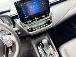 Toyota Corolla 2021 1.2T S-CVT Edición de lujo interior foto 9 Toyota Corolla 2021 1.2T S-CVT Edición de lujo interior foto 9