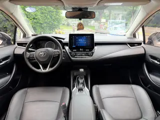 Toyota Corolla 2021 1.2T S-CVT Edición de lujo interior foto 13 Toyota Corolla 2021 1.2T S-CVT Edición de lujo interior foto 13