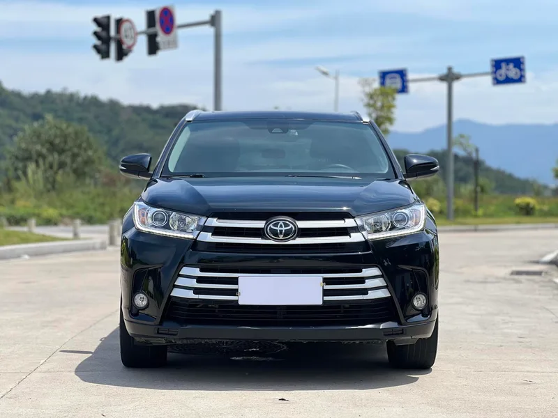 Toyota Highlander 2021 2.0T Four-wheel drive deluxe edition 7 seat exterior photo 2 Toyota Highlander 2021 2.0T Four-wheel drive deluxe edition 7 seat exterior photo 2