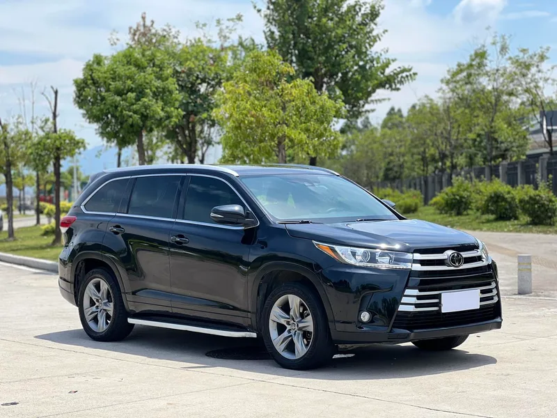 Toyota Highlander 2021 2.0T Four-wheel drive deluxe edition 7 seat exterior photo 3 Toyota Highlander 2021 2.0T Four-wheel drive deluxe edition 7 seat exterior photo 3