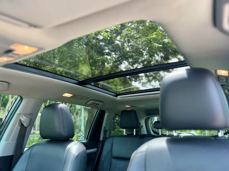 Toyota Highlander 2021 2.0T Four-wheel drive deluxe edition 7 seat interior photo 12 Toyota Highlander 2021 2.0T Four-wheel drive deluxe edition 7 seat interior photo 12