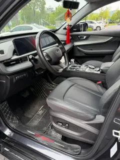 Chery Tiggo 8 PLUS 2022 290TGDI DCT Pride Edition+ interior photo 9 Chery Tiggo 8 PLUS 2022 290TGDI DCT Pride Edition+ interior photo 9