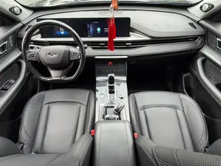 Chery Tiggo 8 PLUS 2022 290TGDI DCT Pride Edition+ interior photo 14 Chery Tiggo 8 PLUS 2022 290TGDI DCT Pride Edition+ interior photo 14