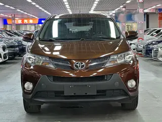 Toyota RAV4 2013 2.0L CVT Four-wheel drive new version exterior photo 2 Toyota RAV4 2013 2.0L CVT Four-wheel drive new version exterior photo 2