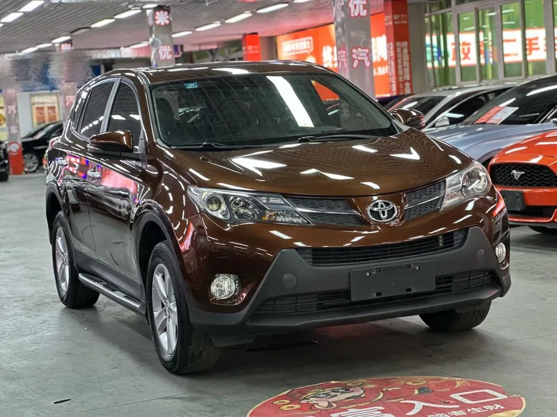 Toyota RAV4 2013 2.0L CVT Four-wheel drive new version exterior photo 5 Toyota RAV4 2013 2.0L CVT Four-wheel drive new version exterior photo 5