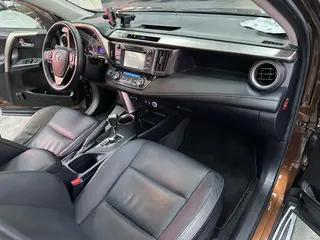 Toyota RAV4 2013 2.0L CVT Four-wheel drive new version interior photo 9 Toyota RAV4 2013 2.0L CVT Four-wheel drive new version interior photo 9
