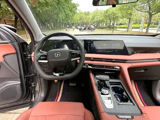 Changan CS75 PLUS 2024 Third generation Champion Edition 1.5T Automatic intelligent driving type exterior photo 5 Changan CS75 PLUS 2024 Third generation Champion Edition 1.5T Automatic intelligent driving type exterior photo 5