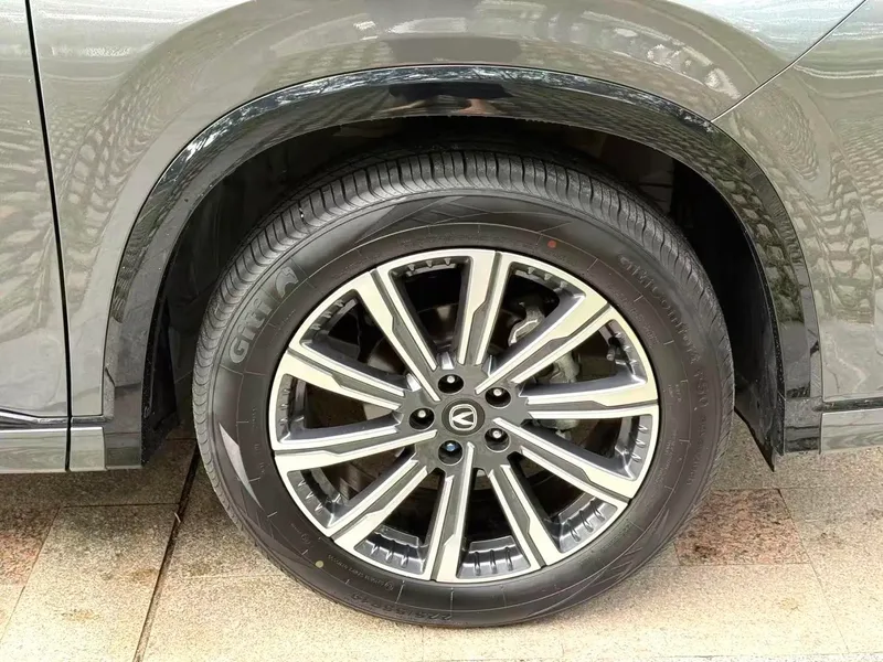 Changan CS75 PLUS 2024 Third generation Champion Edition 1.5T Automatic intelligent driving type interior photo 12 Changan CS75 PLUS 2024 Third generation Champion Edition 1.5T Automatic intelligent driving type interior photo 12