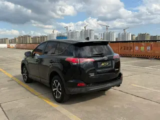 Toyota RAV4 2019 2.0L CVT Version avant-gardiste à deux roues motrices État VI extérieur photo 7 Toyota RAV4 2019 2.0L CVT Version avant-gardiste à deux roues motrices État VI extérieur photo 7