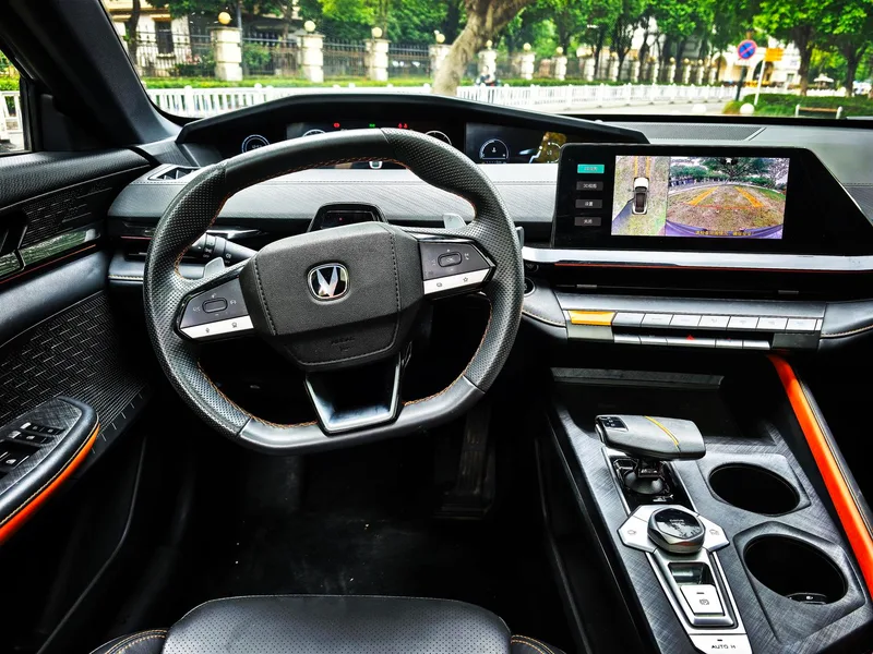 Changan UNI-V 2023 1.5T Premium Trim interior photo 11 Changan UNI-V 2023 1.5T Premium Trim interior photo 11