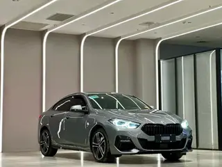 BMW 2 Series 2023 225i Four-door coupe M Sports suit exterior photo 3 BMW 2 Series 2023 225i Four-door coupe M Sports suit exterior photo 3