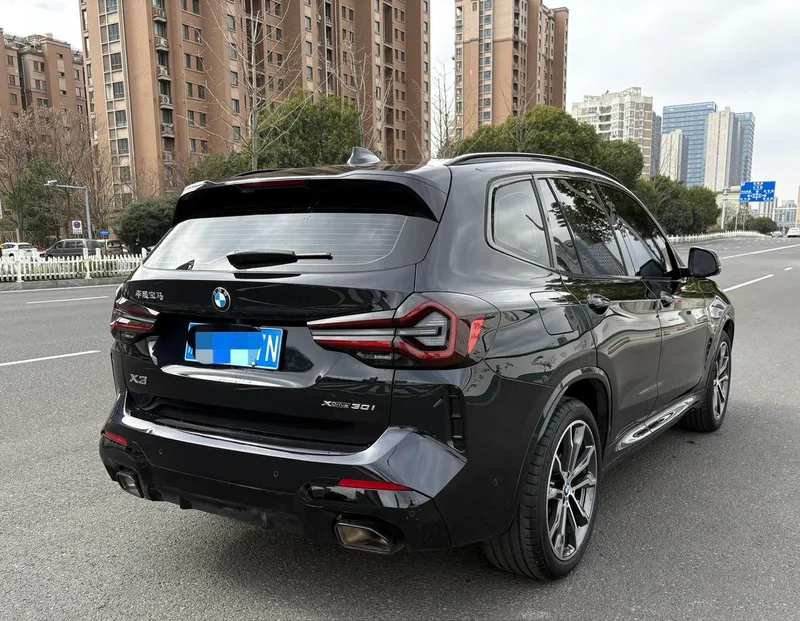 BMW X3 2023 xDrive30i Type de luxe M Ensemble de nuit Yao extérieur photo 4