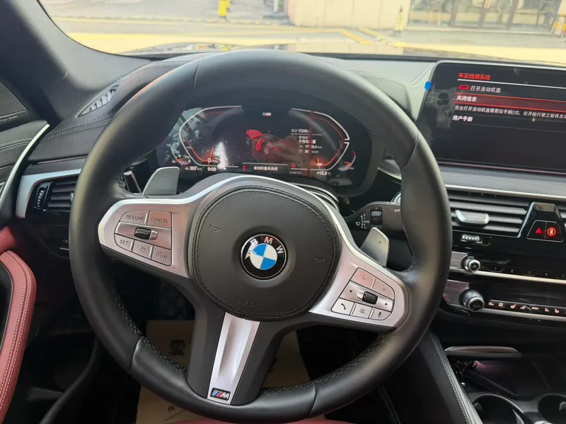 BMW 5 Series 2023 Restyling 530Li Premium Class M Sports suit exterior photo 7 BMW 5 Series 2023 Restyling 530Li Premium Class M Sports suit exterior photo 7