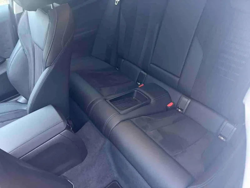 BMW 2 Series 2023 225i Coupe M Sports Night Suit interior photo 14 BMW 2 Series 2023 225i Coupe M Sports Night Suit interior photo 14