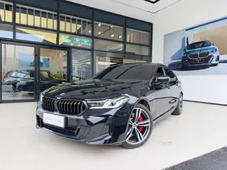 BMW 6 Series GT 2022 630i M Conjunto deportivo