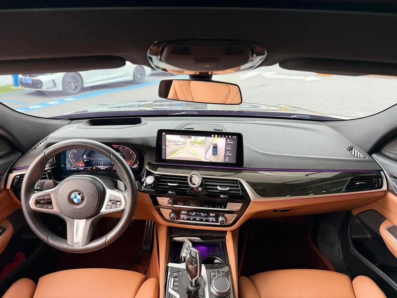 BMW 6 Series GT 2022 630i M Sports suit interior photo 10