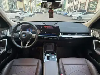 BMW X1 2025 sDrive25Li X Design Suit interior photo 6 BMW X1 2025 sDrive25Li X Design Suit interior photo 6
