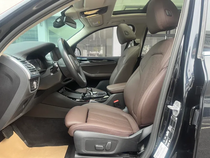 BMW X3 2024 2.0T Automatique Quatre roues motrices 5 Siège Version originale extérieur photo 4 BMW X3 2024 2.0T Automatique Quatre roues motrices 5 Siège Version originale extérieur photo 4