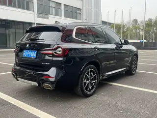 BMW X3 2024 2.0T Automatique Quatre roues motrices 5 Siège Version originale intérieur photo 13 BMW X3 2024 2.0T Automatique Quatre roues motrices 5 Siège Version originale intérieur photo 13