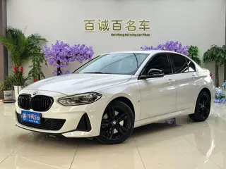 BMW 1 Series 2023 125i M Édition de nuit sportive Yao