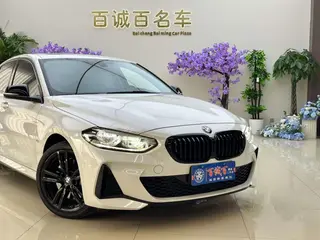 BMW 1 Series 2023 125i M Sports Obsidian Night Edition exterior photo 4