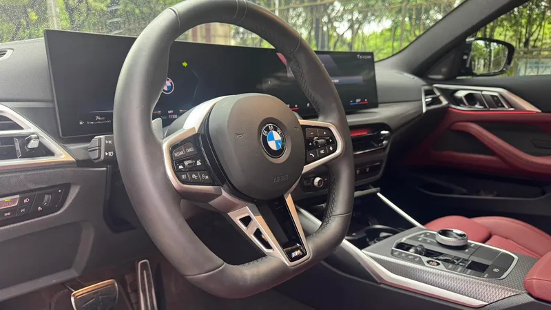 BMW 4 Series 2024 430i M Sports Night Suit interior photo 8 BMW 4 Series 2024 430i M Sports Night Suit interior photo 8