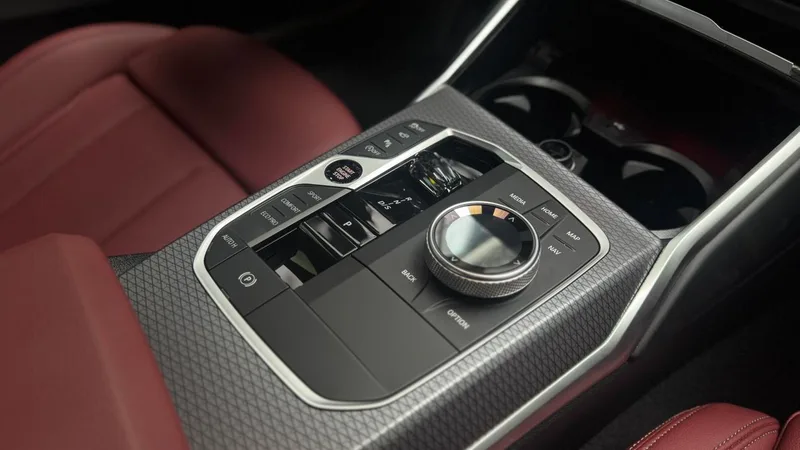 BMW 4 Series 2024 430i M Sports Night Suit interior photo 11 BMW 4 Series 2024 430i M Sports Night Suit interior photo 11