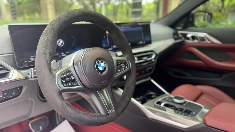 BMW 4 Series 2023 430i M Sports Night Suit interior photo 11 BMW 4 Series 2023 430i M Sports Night Suit interior photo 11
