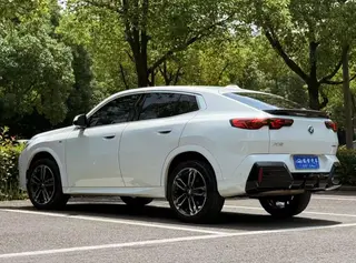 BMW X2 2024 sDrive25i M Sports suit exterior photo 7 BMW X2 2024 sDrive25i M Sports suit exterior photo 7