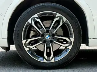 BMW X2 2024 sDrive25i M Sports suit interior photo 9 BMW X2 2024 sDrive25i M Sports suit interior photo 9