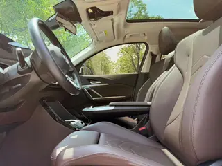 BMW X2 2024 sDrive25i M Sports suit interior photo 10 BMW X2 2024 sDrive25i M Sports suit interior photo 10