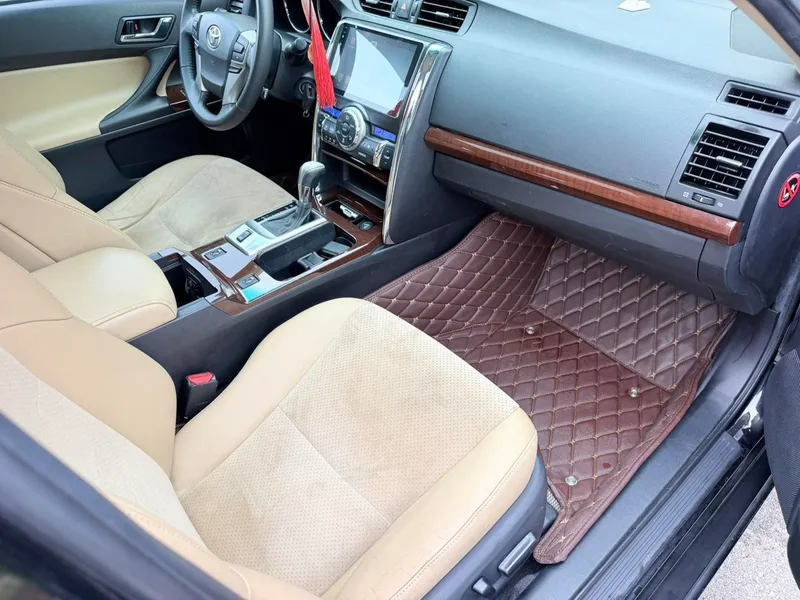 Toyota Reiz 2013 2.5V Version de navigation de Shang Rui intérieur photo 12