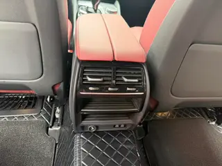 BMW 5 Series 2023 Restyling 530Li Leading Type M Sports suit interior photo 12 BMW 5 Series 2023 Restyling 530Li Leading Type M Sports suit interior photo 12