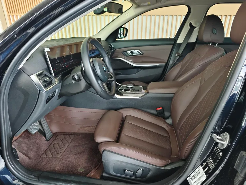 BMW 3 Series 2023 325Li M Sports suit exterior photo 5 BMW 3 Series 2023 325Li M Sports suit exterior photo 5