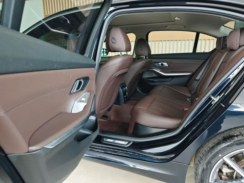 BMW 3 Series 2023 325Li M Sports suit exterior photo 6 BMW 3 Series 2023 325Li M Sports suit exterior photo 6