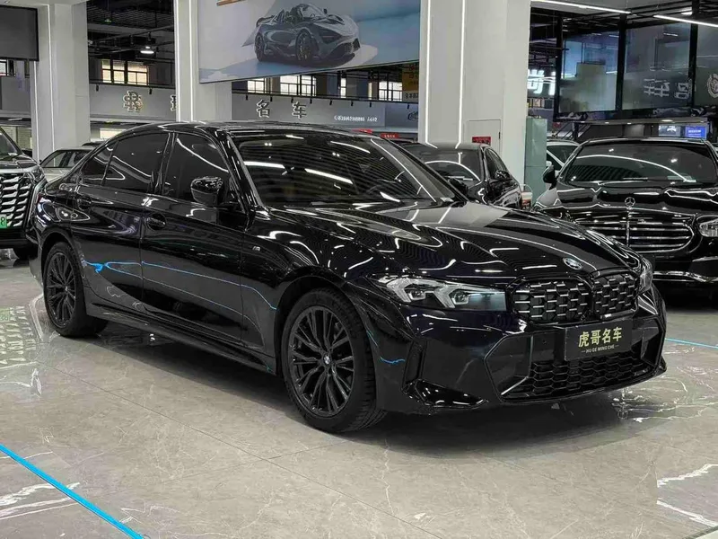 BMW 3 Series 2023 325Li M Traje nocturno deportivo Yao exterior foto 3 BMW 3 Series 2023 325Li M Traje nocturno deportivo Yao exterior foto 3