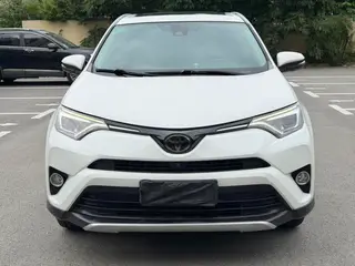 Toyota RAV4 2018 2.5L Автоматический полный привод элиты i Версия экстерьер фото 2