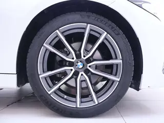 BMW 3 Series 2023 320Li M Sports suit exterior photo 7 BMW 3 Series 2023 320Li M Sports suit exterior photo 7