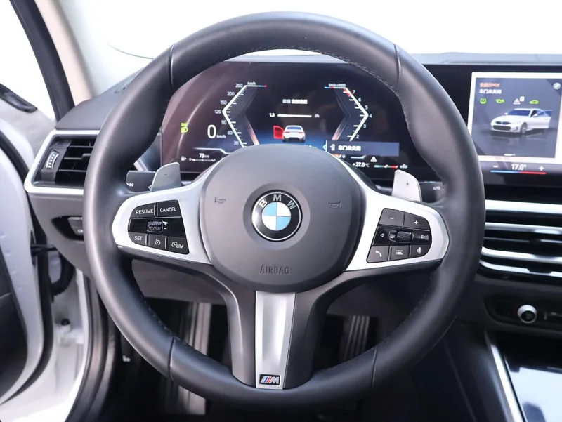 BMW 3 Series 2023 320Li M Sports suit interior photo 17 BMW 3 Series 2023 320Li M Sports suit interior photo 17