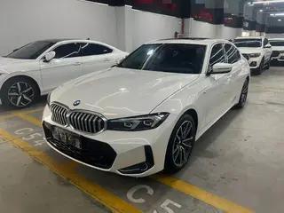 BMW 3 Series 2023 320Li M Sports suit