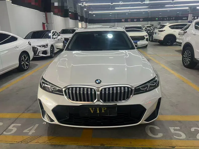 BMW 3 Series 2023 320Li M Sports suit exterior photo 2 BMW 3 Series 2023 320Li M Sports suit exterior photo 2