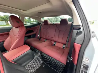 BMW 4 Series 2023 425i M Sports suit interior photo 11 BMW 4 Series 2023 425i M Sports suit interior photo 11