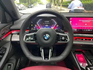 BMW 5 Series 2025 Restyling 525Li M Sports suit exterior photo 6 BMW 5 Series 2025 Restyling 525Li M Sports suit exterior photo 6