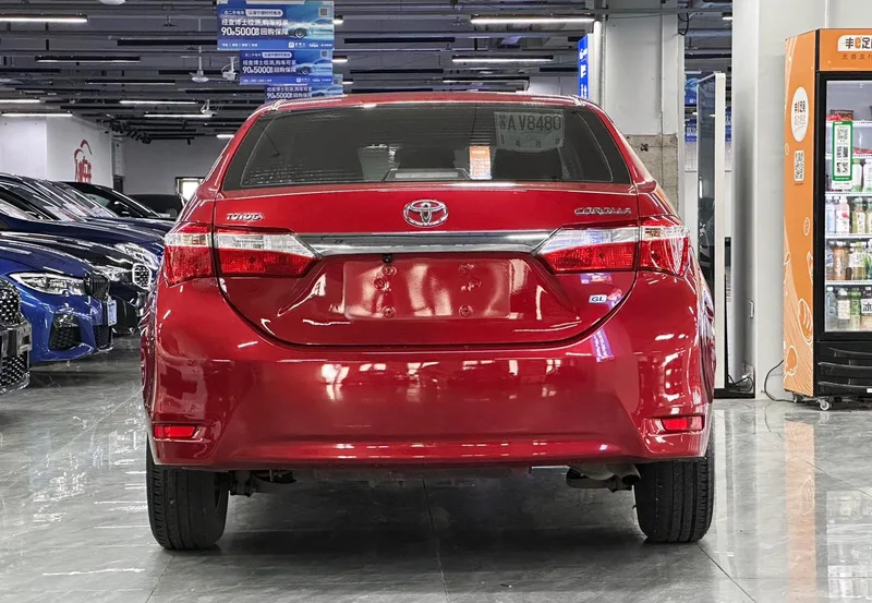 Toyota Corolla 2014 1.6L CVT GL extérieur photo 7 Toyota Corolla 2014 1.6L CVT GL extérieur photo 7