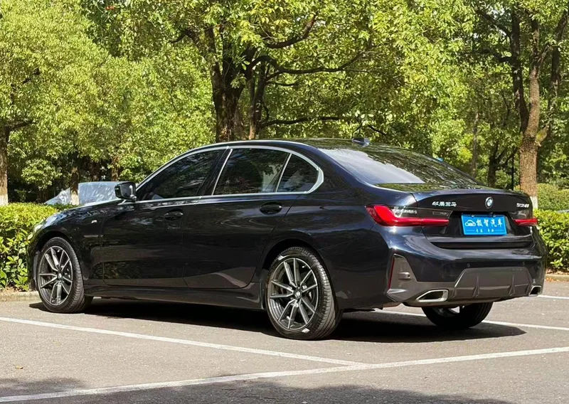 BMW 3 Series 2023 320Li M Sports suit exterior photo 7